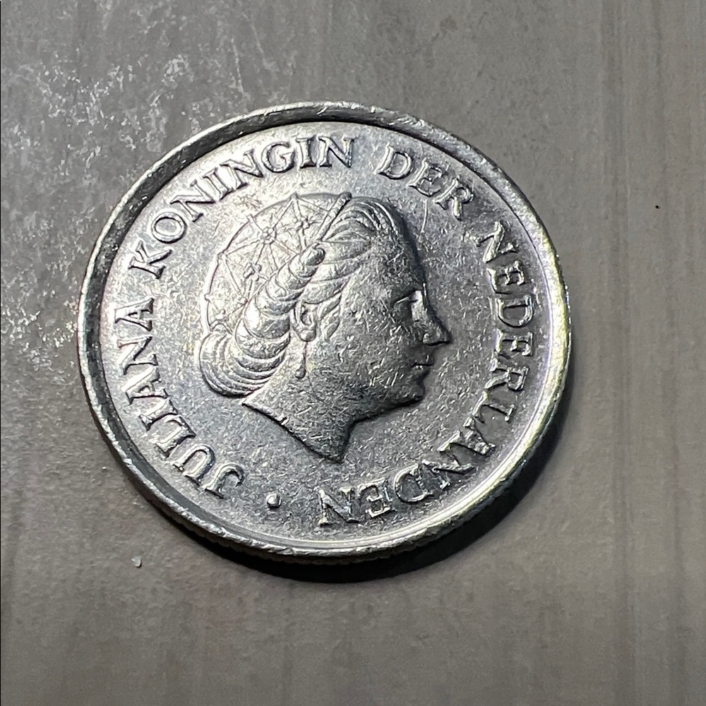 4 Vintage Dutch guilder coins